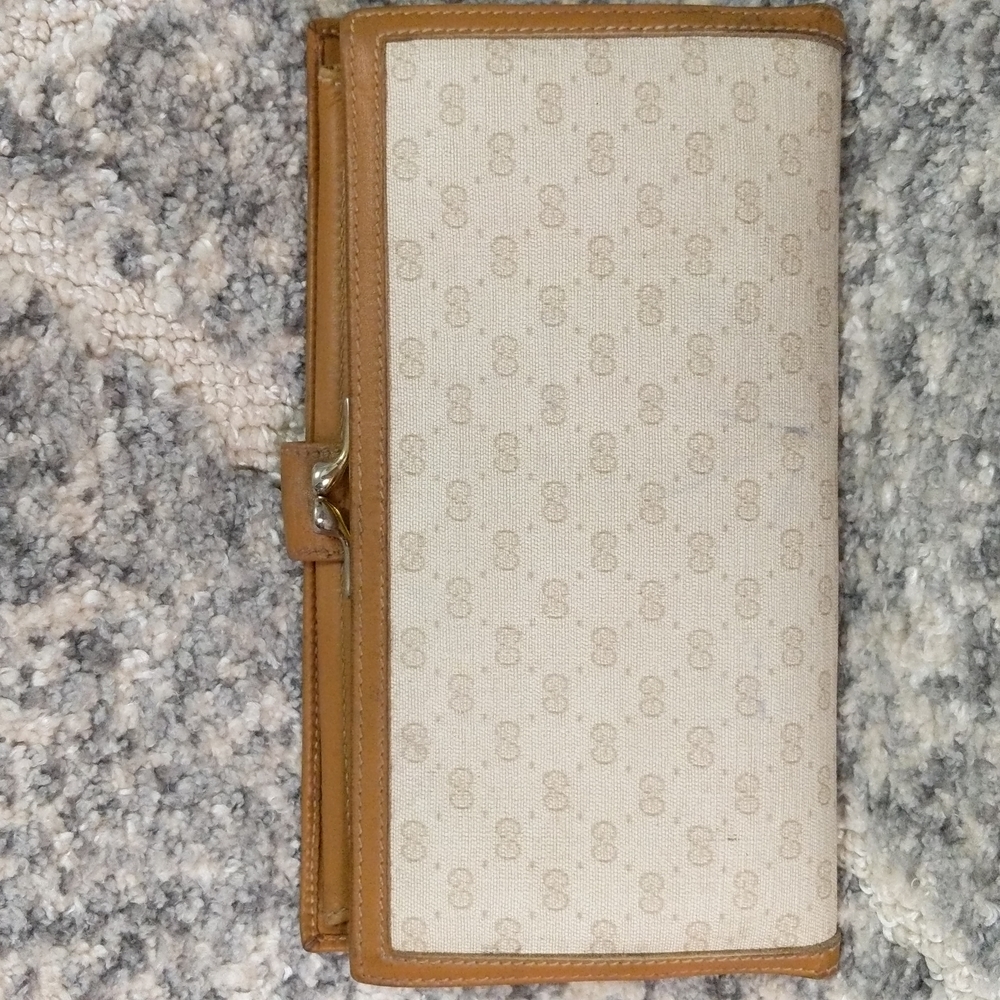 Gucci Beige Canvas Continental Wallet with Brown Leather Trim and Gold Hardware - Picture 2 of 16